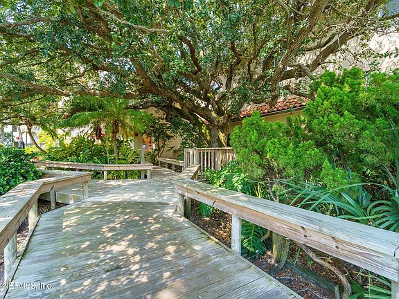 5th image of 201 Yacht Club Dr Unit 10-12