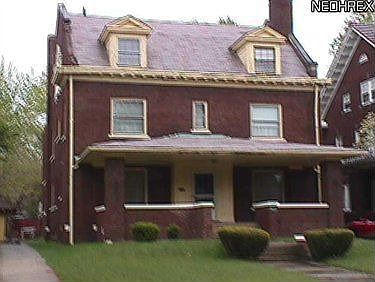 4th image of 1525 E 115th St