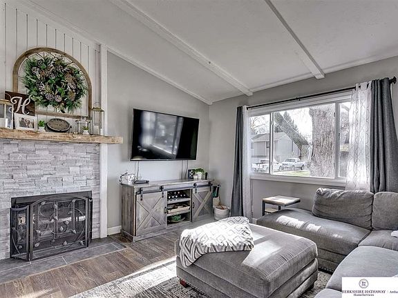 5th image of 14912 Josephine St