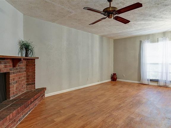 4th image of 7441 Tunbridge Dr
