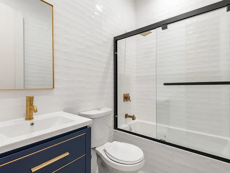 182 Cornelia St #2 — Photo 11