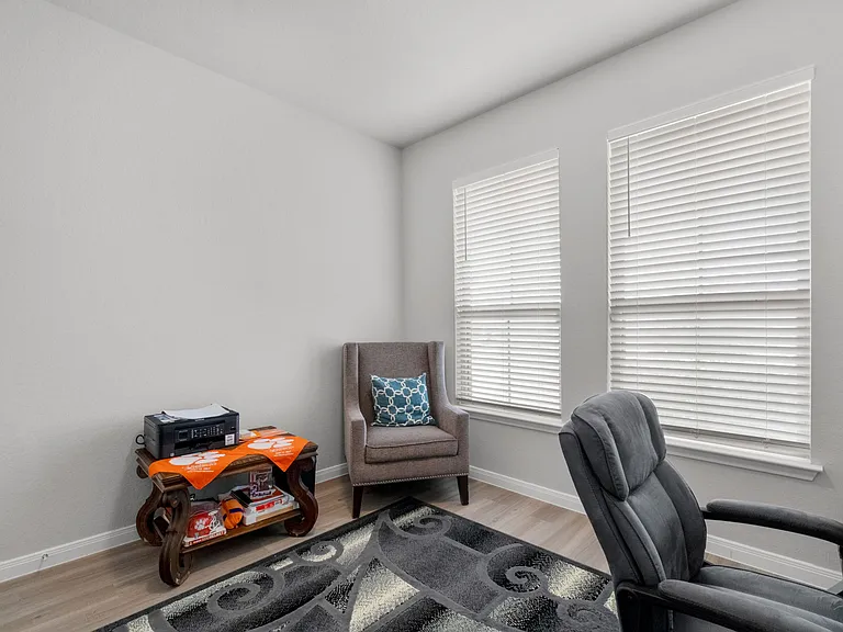 5806 Larkspur Valley — Photo 14