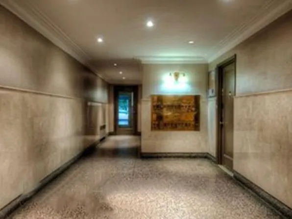 17 East 67th Street image 10 of 13