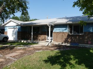 1660 S Garrison St, Lakewood, CO 80232