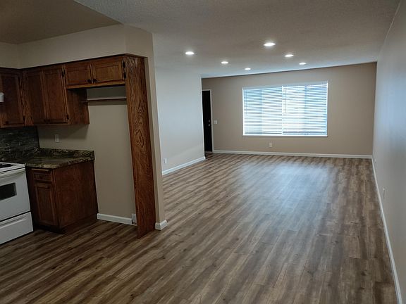 Breakfast nook to great room view