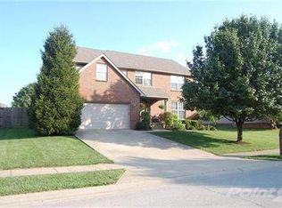 206 Locust Grove Way, Versailles, KY 40383