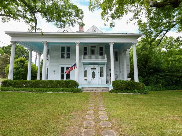 160 York St, Chester, SC 29706