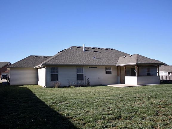 2nd image of 4008 Creve Coeur Dr