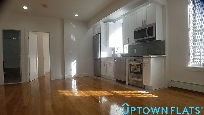 Rented by Uptown Flats LLC | media 23