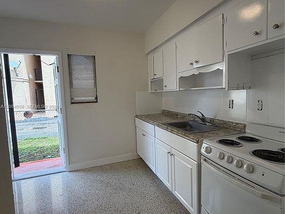 3rd image of 6330 W Flagler St #2