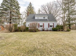 1517 Tiffin Rd, Fremont, OH 43420