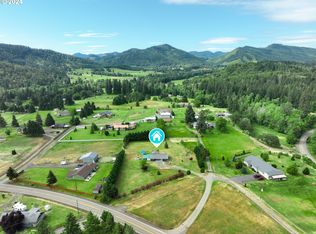 510 Reston Rd, Roseburg, OR 97471