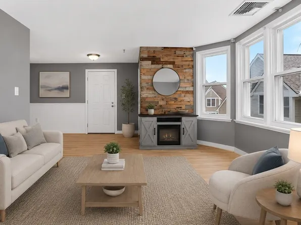 124 Tudor St APT C, South Boston, MA 02127