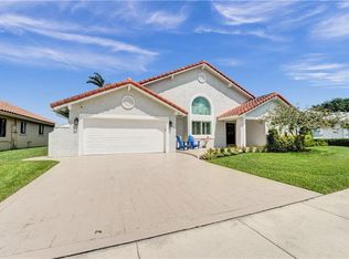 2130 SW 97th Ln, Davie, FL 33324