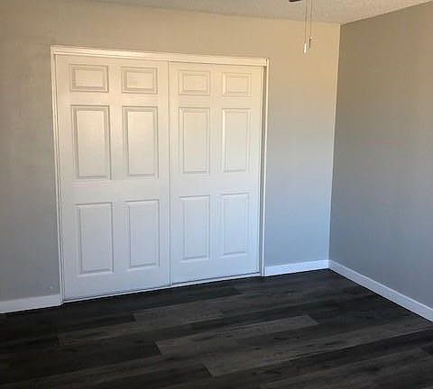 Great closet space & cozy Bedroom