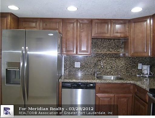 1st image of 3520 Oaks Way APT 901