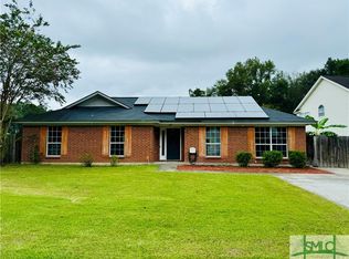 32 Rice Gate Dr, Richmond Hill, GA 31324