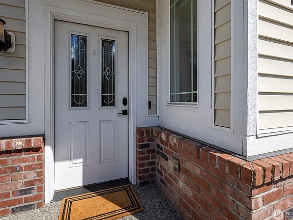 2nd image of 1285 Koda Cir SE