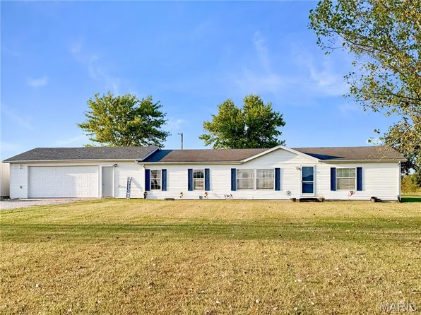 1830 Highway J, Philadelphia, MO 63463
