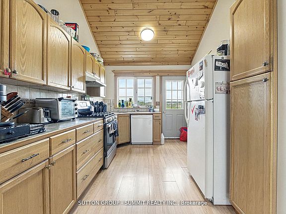 5th image of 8555 Heritage Rd