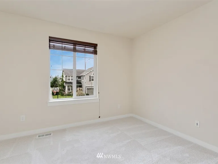 3931 185th Pl SE — Photo 18