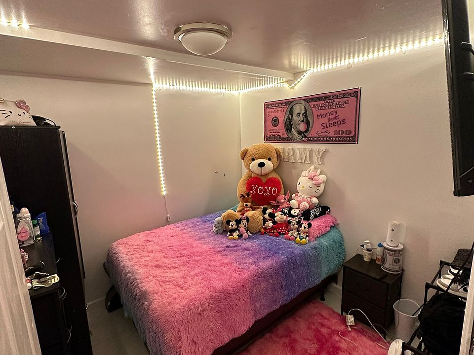 1st image of 18-15 128th St #11