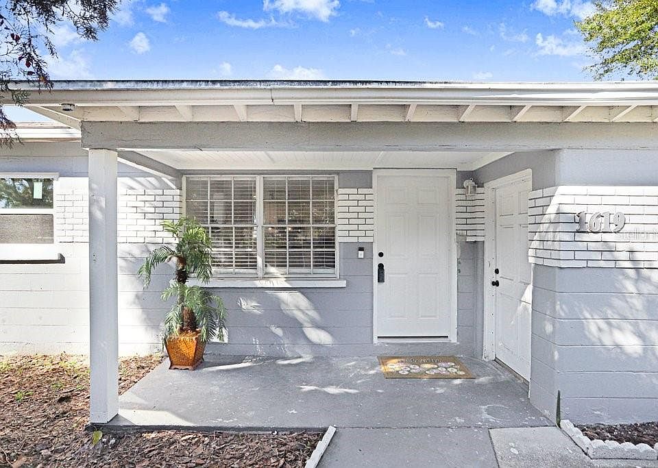 1st image of 1619 E 31ST AVENUE
