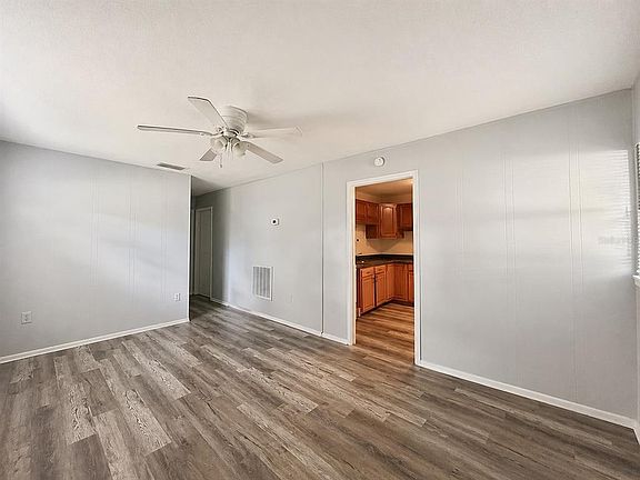 4th image of 1003 E 22nd Ave