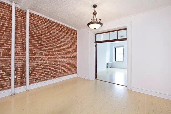 Rented by Douglas Elliman | media 14