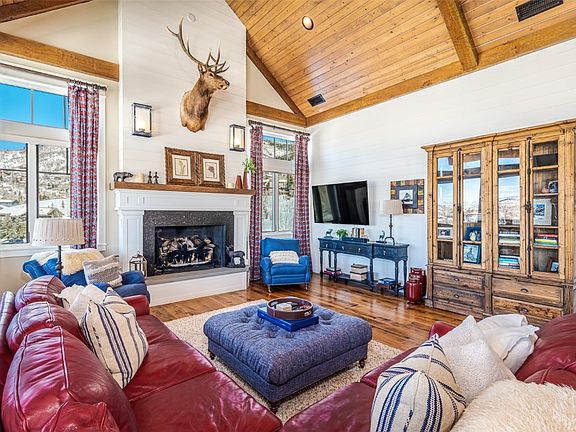 5th image of 2135 Bear Drive