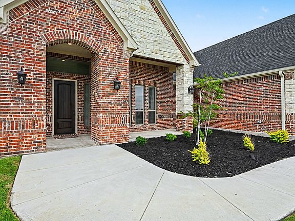 3rd image of 1019 Kingsley Ct