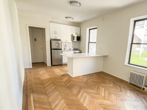 214 W 96th St APT 4J, New York, NY 10025