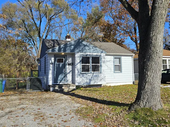 2214 Riverside Dr, Lake Station, IN 46405