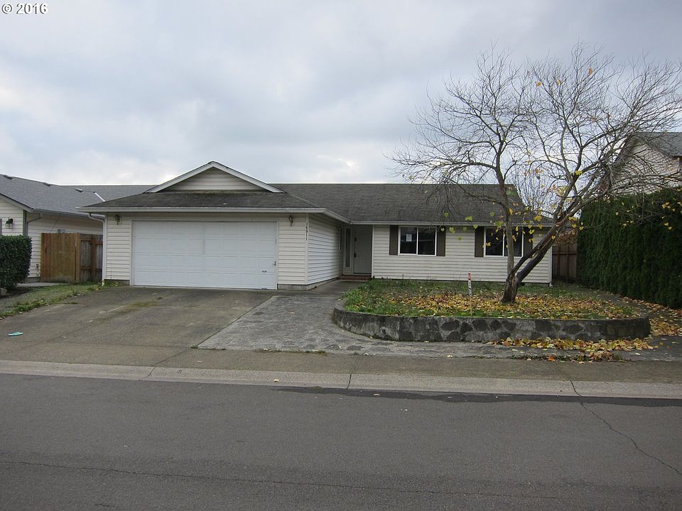 1st image of 16911 NE 21st St