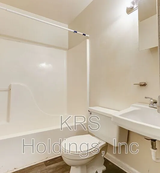 1814 Williamsburg Rd #6 — Photo 3