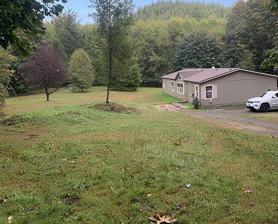 2nd image of 319 Bunting Dr