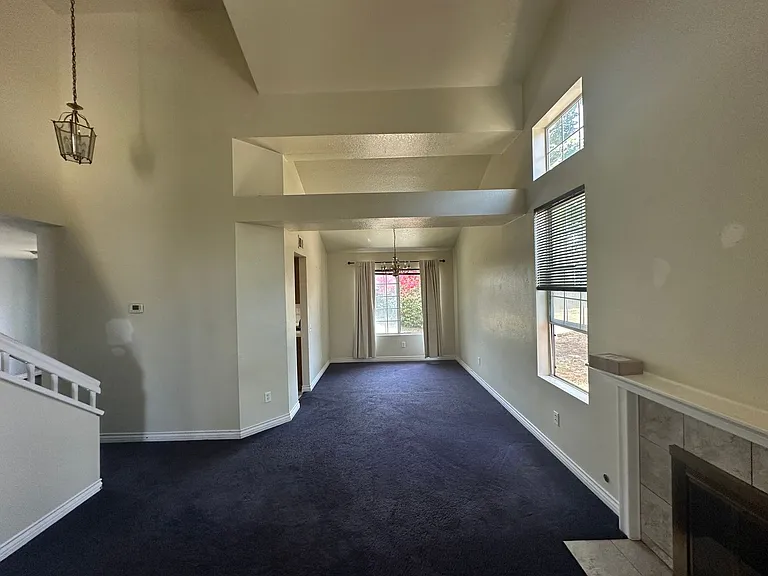 7049 Arlington Pl — Photo 13