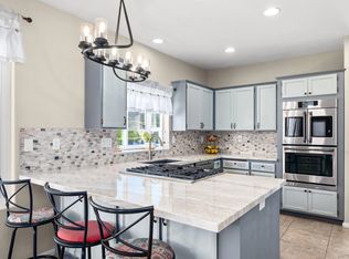 13654 Summer Glen Vis, El Cajon, CA 92021