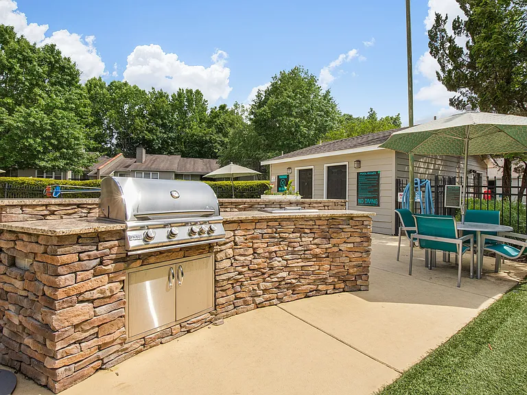 Grill & gather
