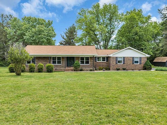 2nd image of 721 Turkey Creek Dr