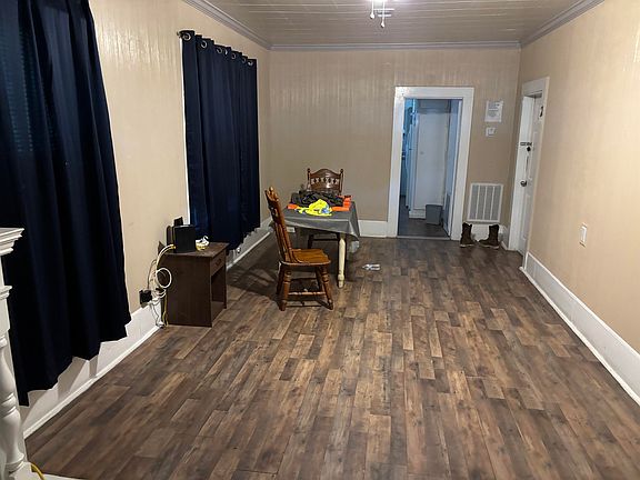 4th image of 2020 Snider Ave