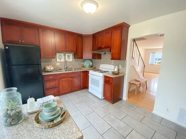 451 Ranker Pl APT 4, Hayward, CA 94544