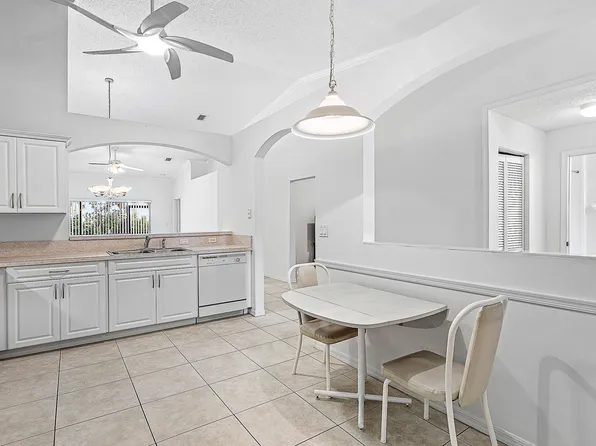 9331 Bridgeport Drive, Royal Palm Beach, FL 33411