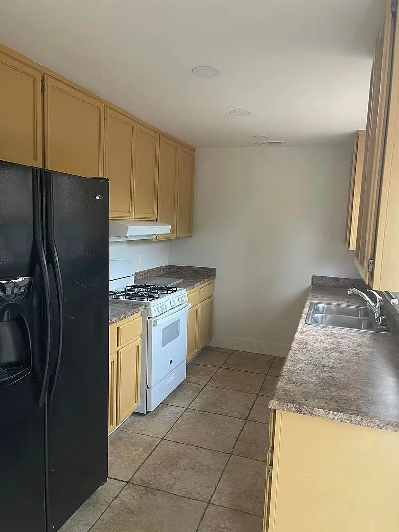 Home for Rent in Citrus Heights, CA — Photo 3