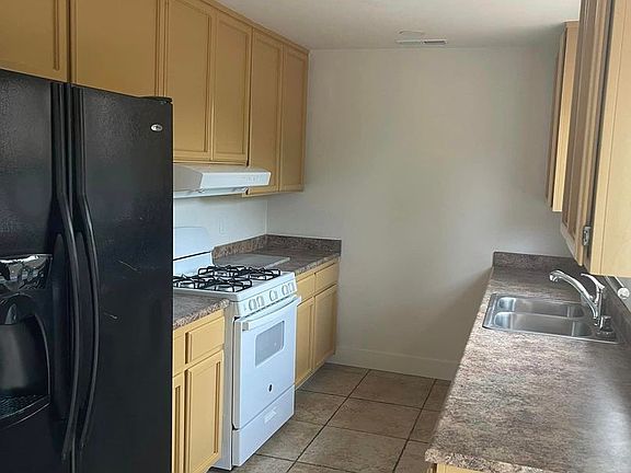 3rd image of 7547 Sycamore Dr