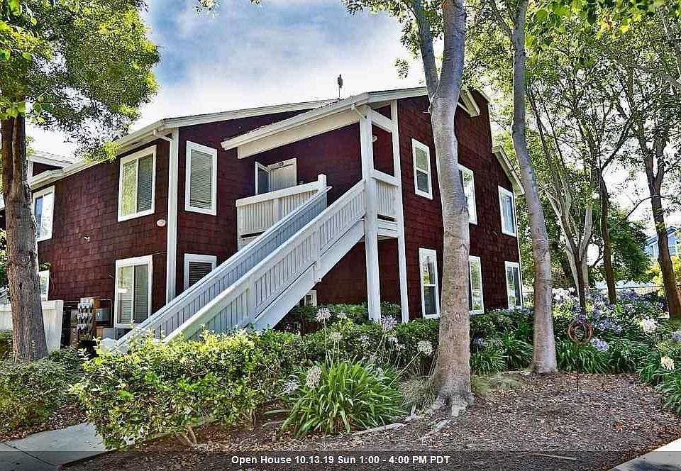 1st image of 52 Bayside Ct