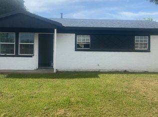 2716 Ridgeway Dr, Wichita Falls, TX 76306