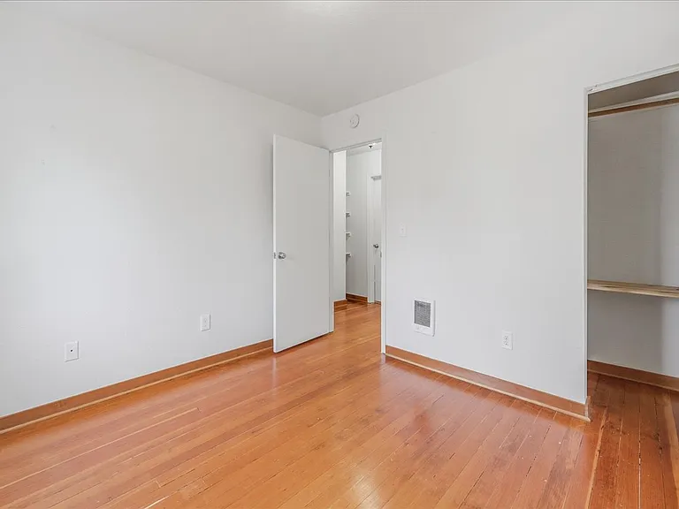 5922 N Albina Ave #5 — Photo 7