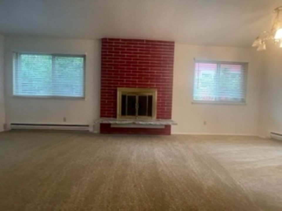 1st image of 3020 Harvard Ave E #202
