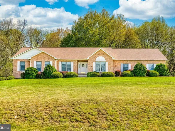 1570 Wood Villa Dr, Westminster, MD 21157